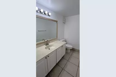 711 N Pine Island #211, Plantation, FL 33324 - Photo 12