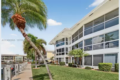 3050 NE 48th #210, Fort Lauderdale, FL 33308 - Photo 4