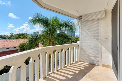 3199 S Ocean #406, Hallandale Beach, FL 33009 - Photo 8