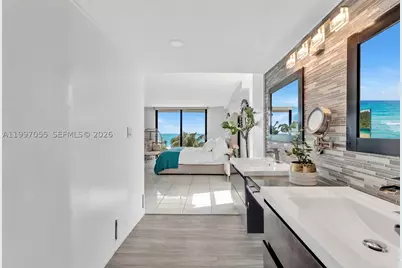 6061 Collins #5F, Miami Beach, FL 33140 - Photo 10