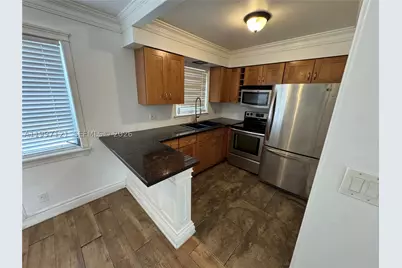 2000 Buchanan #3, Hollywood, FL 33020 - Photo 4
