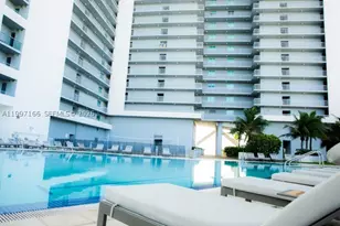 888 Biscayne, Miami, FL 33132 - Photo 6