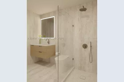 250 Collins #101, Miami Beach, FL 33139 - Photo 14