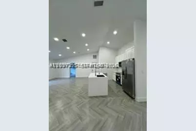 427 SW 169th, Weston, FL 33326 - Photo 10