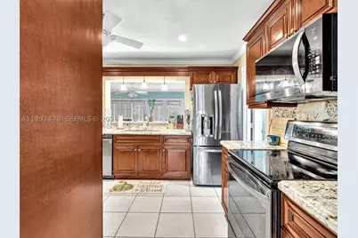 1900 NW 95th, Pembroke Pines, FL 33024 - Photo 16