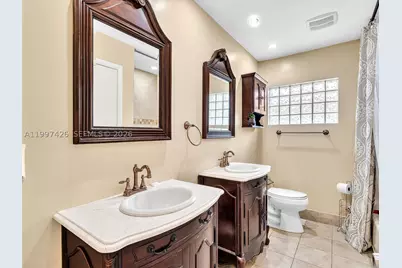 1900 NW 95th, Pembroke Pines, FL 33024 - Photo 8