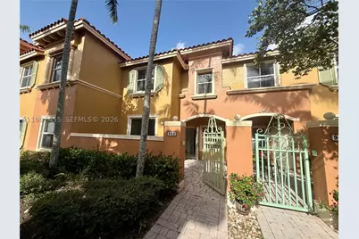962 SW 143rd #2207, Pembroke Pines, FL 33027 - Photo 2