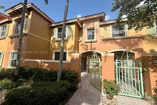 962 SW 143rd, Pembroke Pines, FL 33027 - Photo 2
