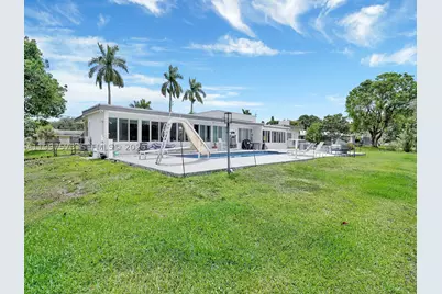 621 E Tropical, Plantation, FL 33317 - Photo 30
