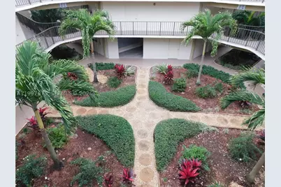8005 SW 107th #309, Miami, FL 33173 - Photo 2