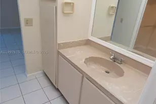 8005 SW 107th, Miami, FL 33173 - Photo 24