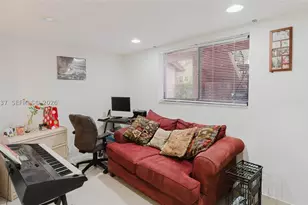 101 SW 96th, Plantation, FL 33324 - Photo 12