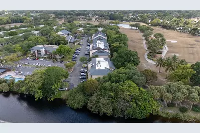 101 SW 96th #101, Plantation, FL 33324 - Photo 32