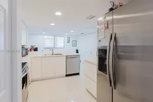101 SW 96th, Plantation, FL 33324 - Photo 10