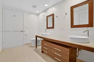 495 Brickell, Miami, FL 33131 - Photo 8