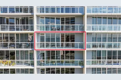 495 Brickell #1007, Miami, FL 33131 - Photo 16
