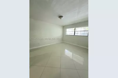 907 NE 199th #204, Miami, FL 33179 - Photo 16
