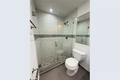 907 NE 199th #204, Miami, FL 33179 - Photo 28
