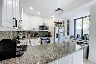 201 Crandon, Key Biscayne, FL 33149 - Photo 12