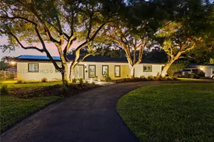 16400 SW 80th, Palmetto Bay, FL 33157 - Photo 2