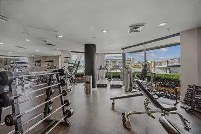 1000 W Island #1910, Aventura, FL 33160 - Photo 40