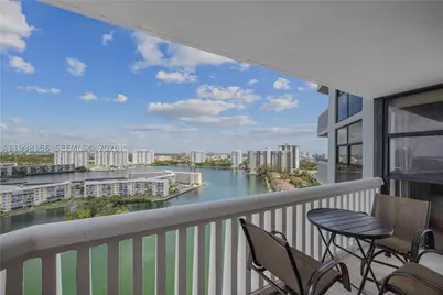 1000 W Island #1910, Aventura, FL 33160 - Photo 2