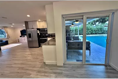 8404 SW 26th, Davie, FL 33324 - Photo 12