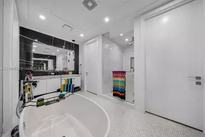 700 NE 26th #2202, Miami, FL 33137 - Photo 24