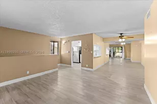 3047 N Oakland Forest, Oakland Park, FL 33309 - Photo 6