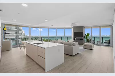 488 NE 18th #715, Miami, FL 33132 - Photo 2