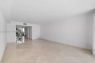 17555 Collins, Sunny Isles Beach, FL 33160 - Photo 6