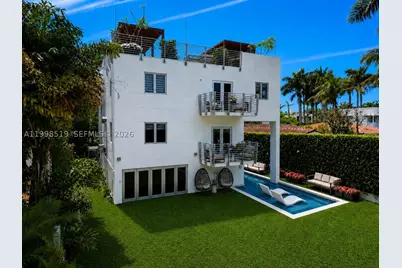215 Palm, Miami Beach, FL 33139 - Photo 52