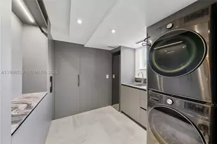 215 Palm, Miami Beach, FL 33139 - Photo 42