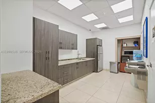 [Address not provided], Fort Lauderdale, FL 33301 - Photo 20