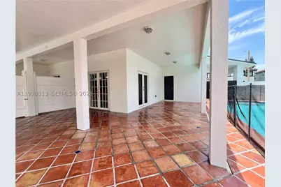 10140 SW 26th, Miami, FL 33165 - Photo 36