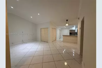 17268 NW 60th, Hialeah, FL 33015 - Photo 4