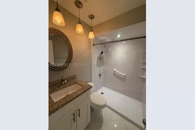 17268 NW 60th, Hialeah, FL 33015 - Photo 16