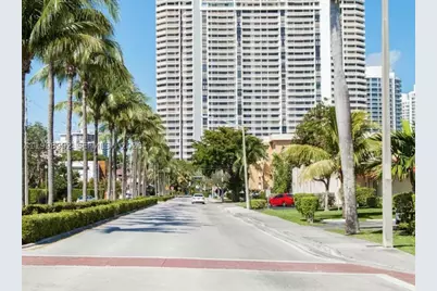 3721 NE 170th #4, North Miami Beach, FL 33160 - Photo 14