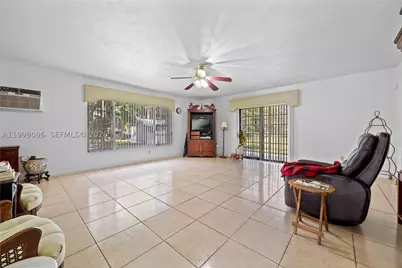 11298 NW 21st, Miami, FL 33167 - Photo 20