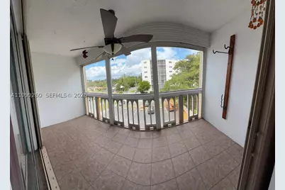 [Address not provided], Hallandale Beach, FL 33009 - Photo 8