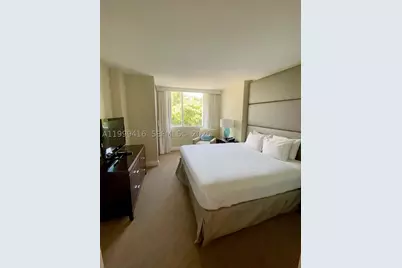 2670 E Sunrise #309, Fort Lauderdale, FL 33304 - Photo 8