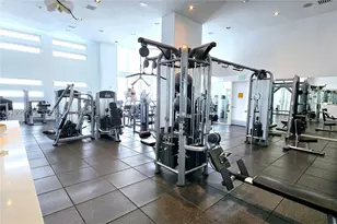 1040 Biscayne, Miami, FL 33132 - Photo 38