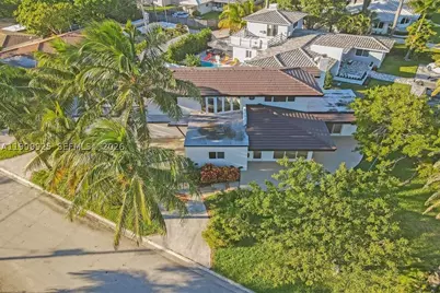 911 N Northlake, Hollywood, FL 33019 - Photo 74