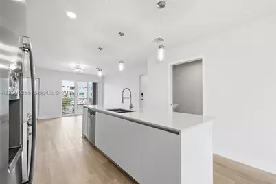 2505 NE 193rd #4215, Miami, FL 33180 - Photo 14