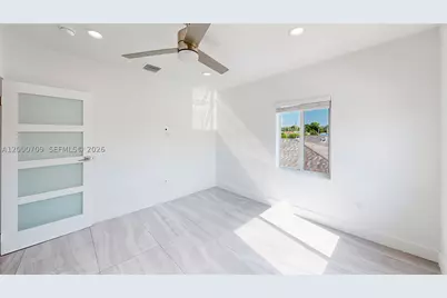 1886 NW 68th, Miami, FL 33147 - Photo 32