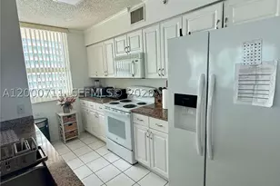 1155 Brickell Bay, Miami, FL 33131 - Photo 4