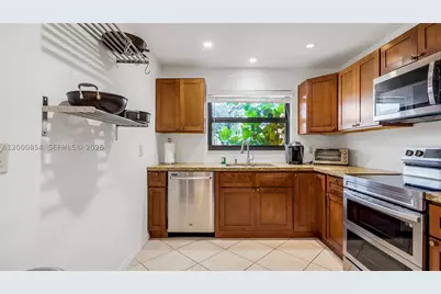 1541 NW 92nd #186, Pembroke Pines, FL 33024 - Photo 8