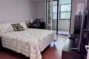 10850 N Kendall, Miami, FL 33176 - Photo 16
