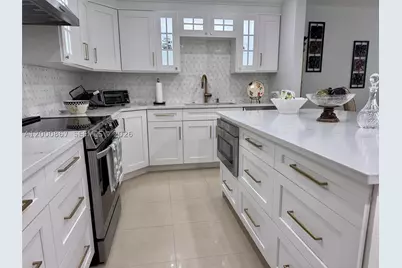10850 N Kendall #414, Miami, FL 33176 - Photo 8