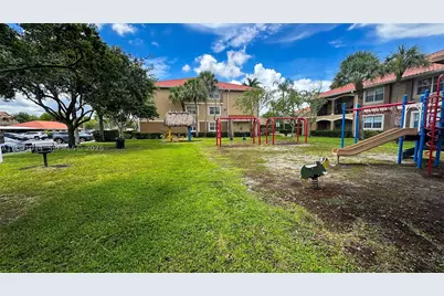 11700 SW 2nd #13-201, Pembroke Pines, FL 33025 - Photo 2